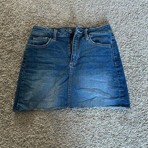 Raw hem Jean skirt